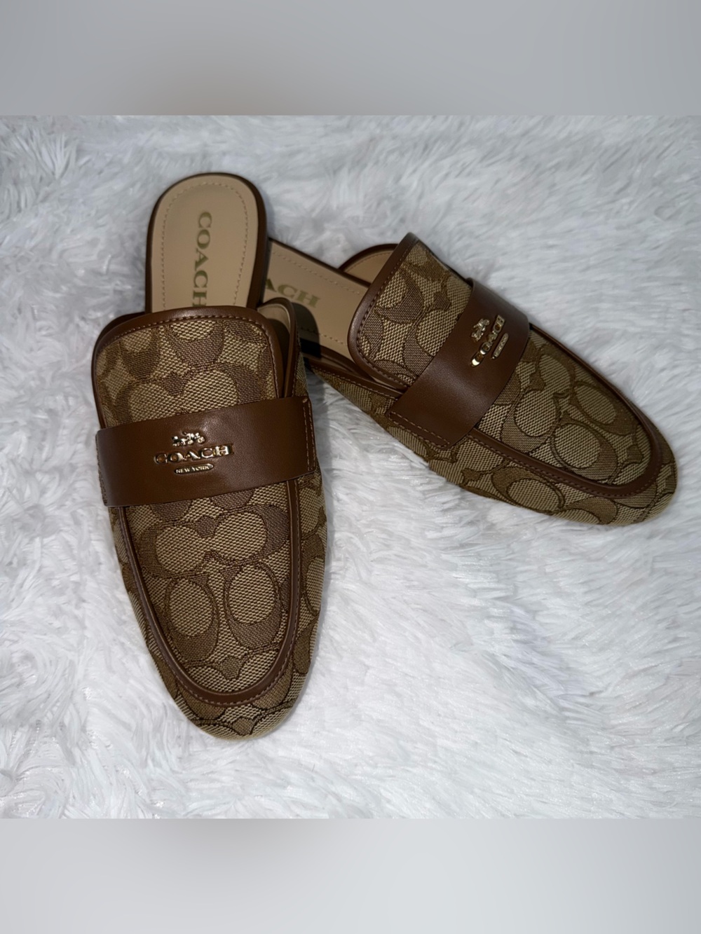 Coach Samie Signature Slide, Khaki/Dark Saddle CR870, Women’s Size 8.5B